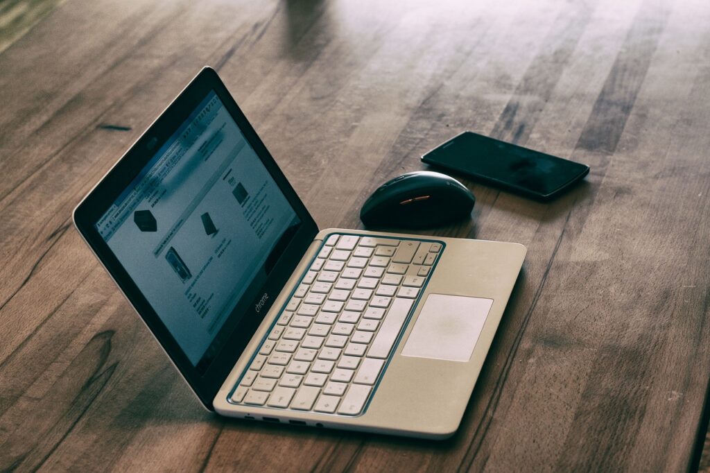 laptop, notebook, working-2324121.jpg